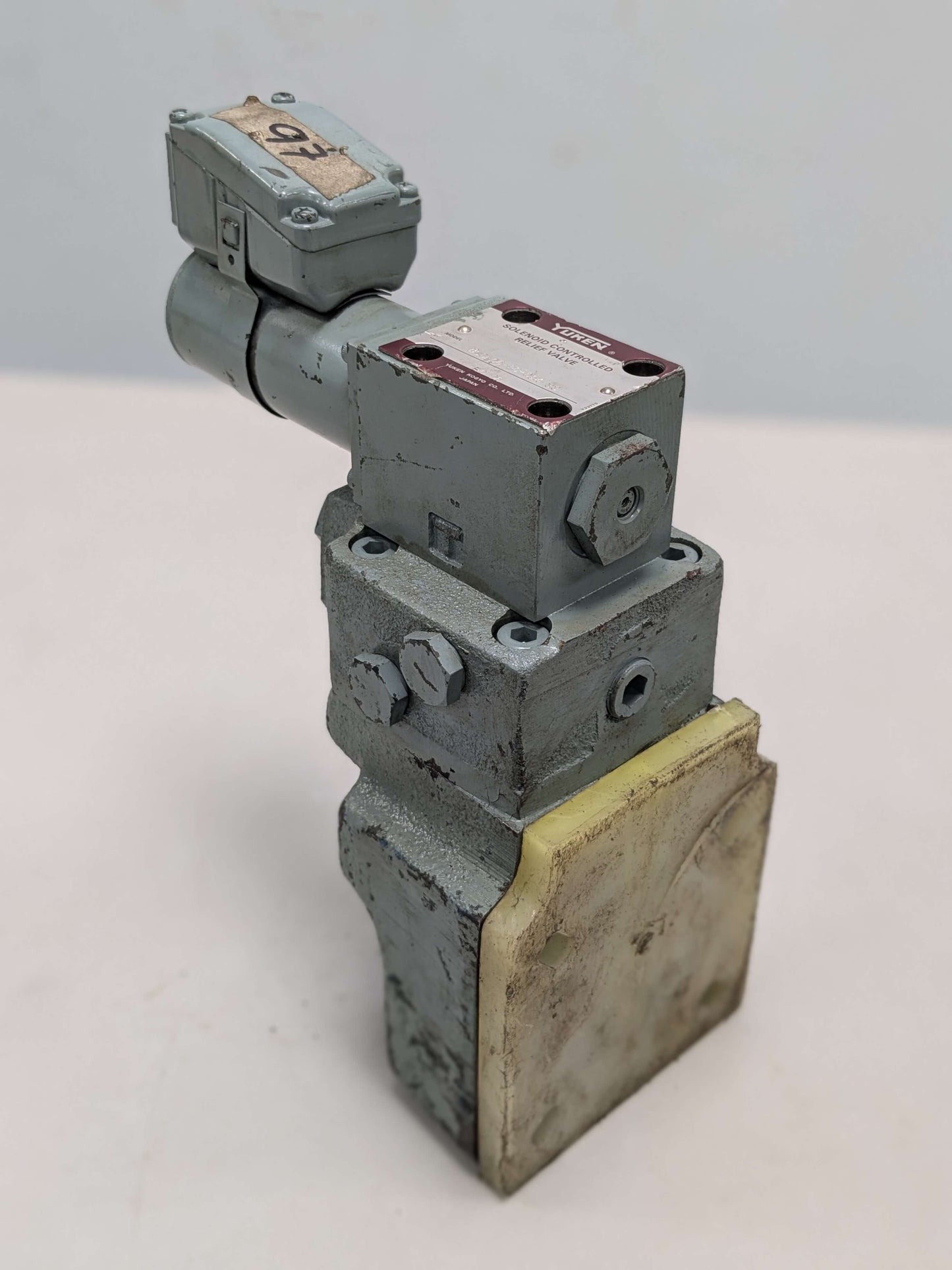 (SYL4) Solenoid Controlled Relief Valve - BSG-06-B0-D24-33