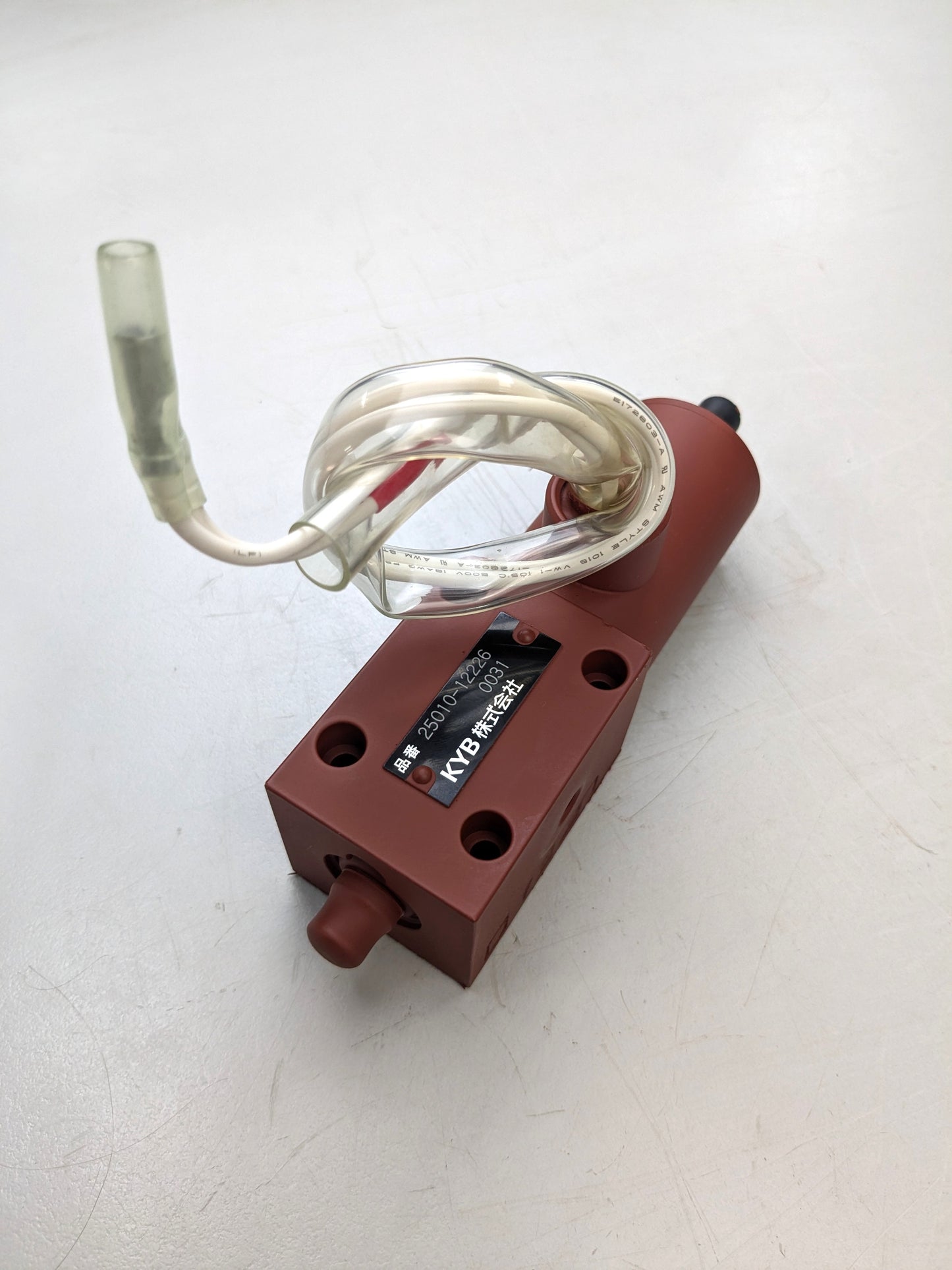 [STK00009] Directional Control Valve DGS-AB-01-D-24 (New Original Nameplate)