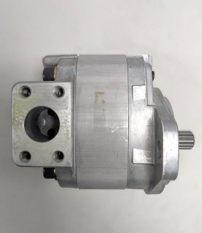 (STK00008 - Gear Pump) 705-12-33110