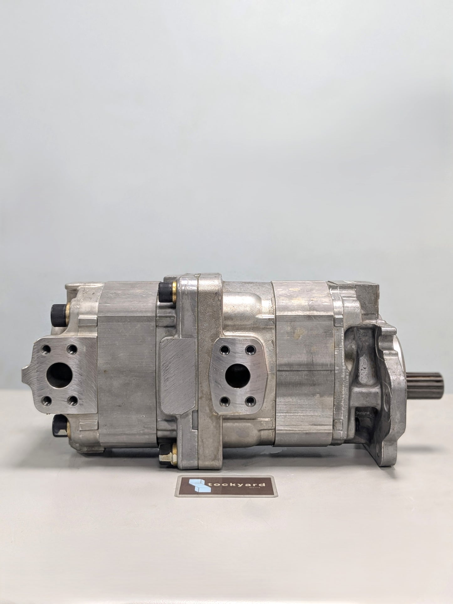 (STK00018) Gear Pump - 705-52-32001