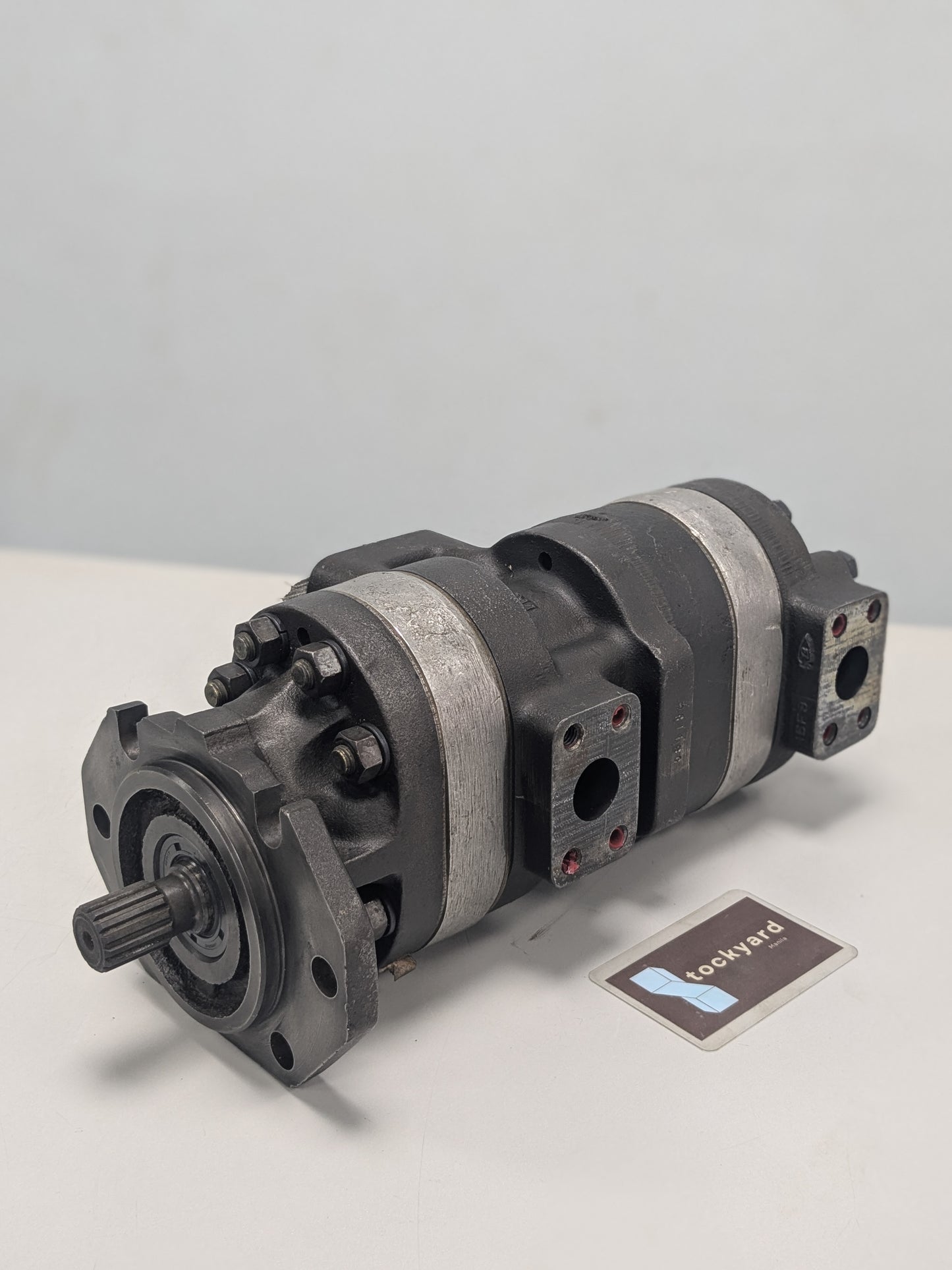 (SYL24) Gear Pump - ?