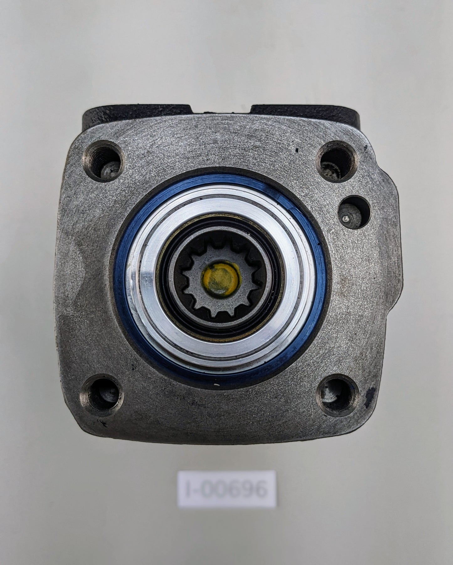 [STK00013] Steering Pump LT-T1-E (213-1086)