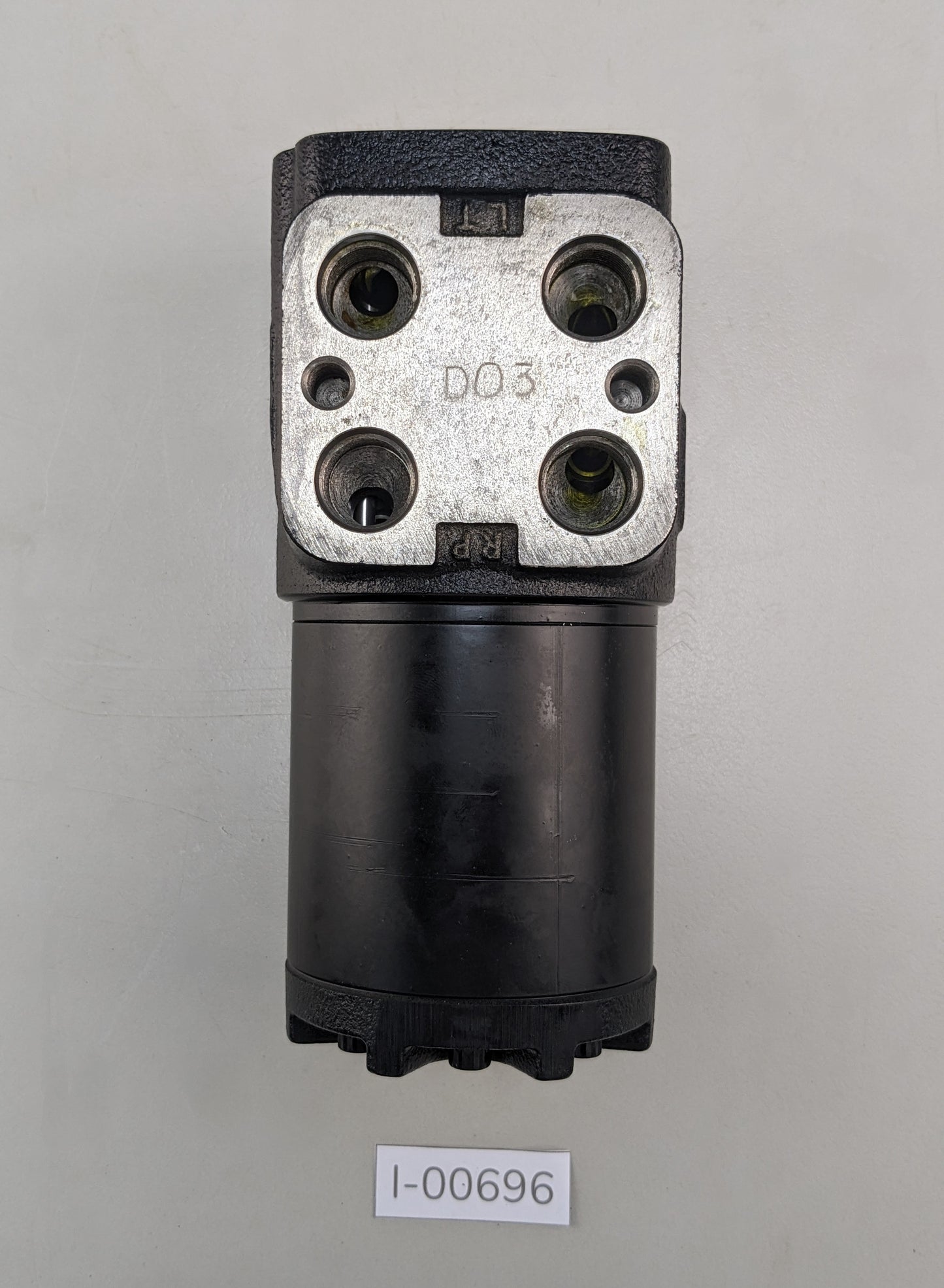 [STK00013] Steering Pump LT-T1-E (213-1086)